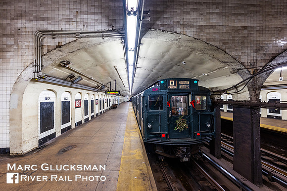 MTA NYCT Subway NY Transit Museum, 2023 Holiday Nostalgia Train, New York, NY