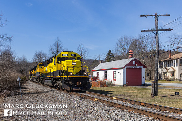 NYSW SU-100, NYSW 3012, Hankins, New York