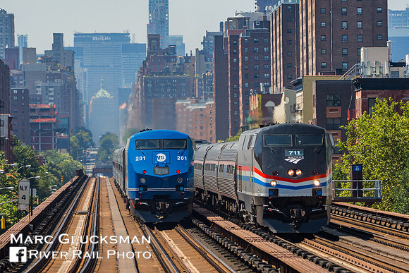 Amtrak AMTK 711, MTA Metro-North MNCW 201, Harlem-125 Street, New York, New York