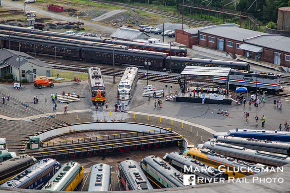 IP 515, CBQ 9911, Streamliners At Spencer, NCTM