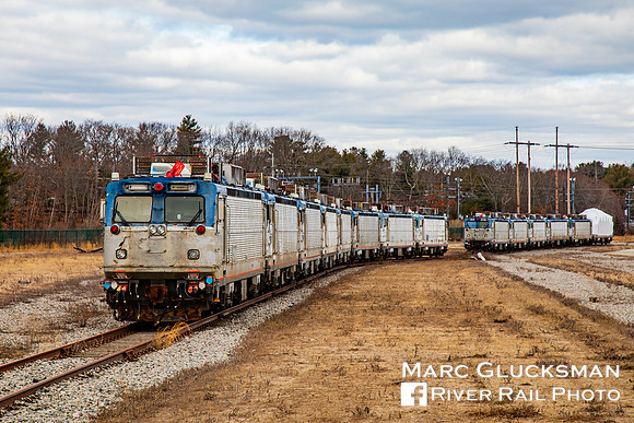 Amtrak AEM-7s, Davisville, Rhode Island