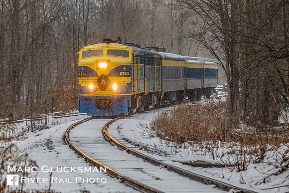 New York & Lake Erie Alcos at Dayton, New York in the snow