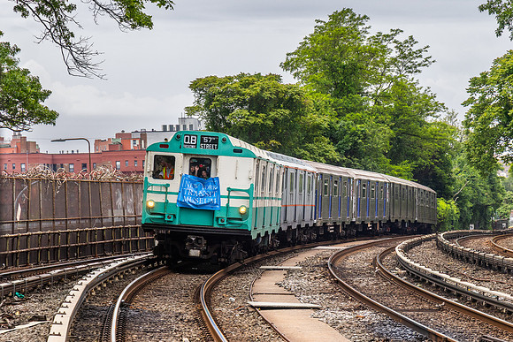 MTA NYCT Subway/NYTM Parade Of Trains