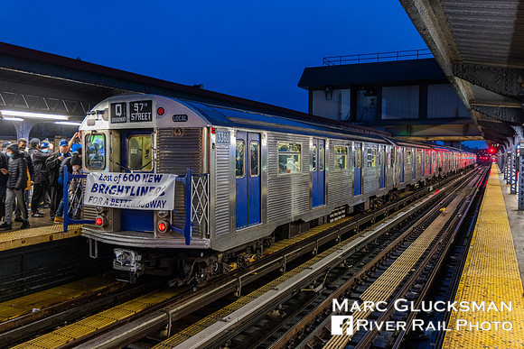 MTA NYC Subway/Transit Museum Farewell To The R-32s