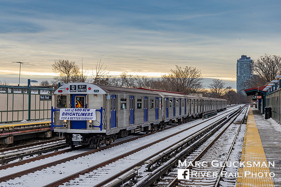 MTA NYC Subway/Transit Museum Farewell To The R-32s