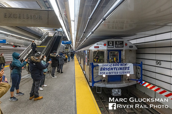MTA NYC Subway/Transit Museum Farewell To The R-32s