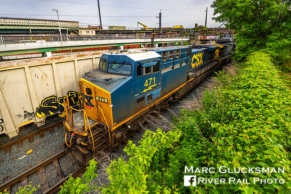 CSX M701/Y102, CSXT 471 and MTA NYCT Subway R-77 896, Bronx, New York
