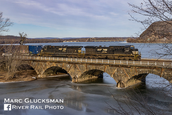 NS 62V NS 4201, Sherman Creek, Duncannon, Pennsylvania