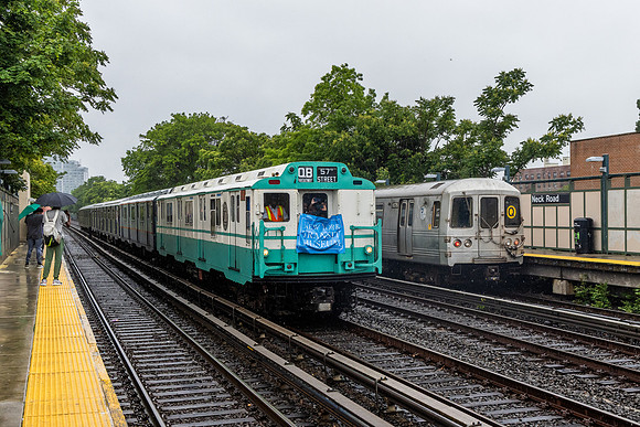MTA NYCT Subway/NYTM Parade Of Trains