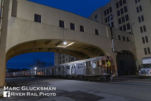 NYNJ Rail, with NYCT R-32s, Brooklyn, New York