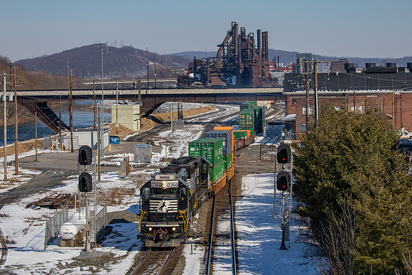 Norfolk Souther H76, NS 3366, SteelStacks, Bethlehem, PA