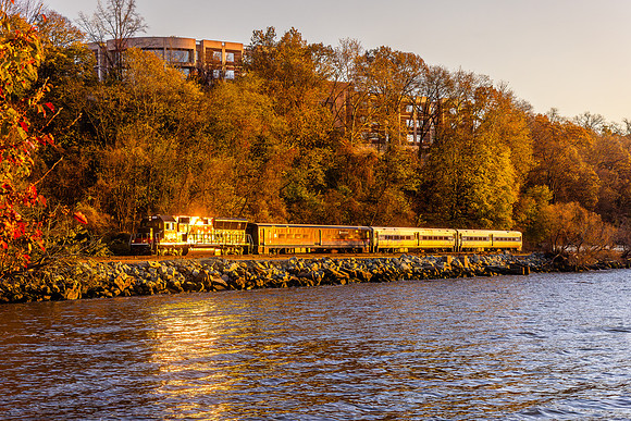MNR Laser Train, MNCW 127 5010, Dobbs Ferry, New York