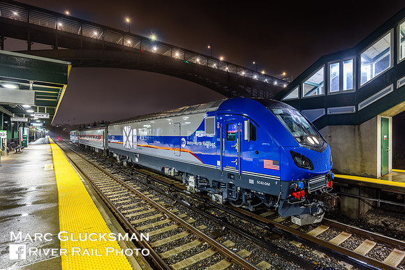 MNR Siemens SC42-DM, MNCW 302, Spuyten Duyvil. Bronx, New York