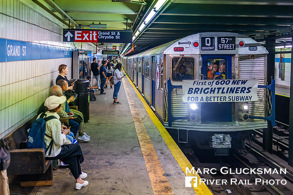 MTA NYCT Subway/NYTM R-32 3360, Grand Street, New York, NY