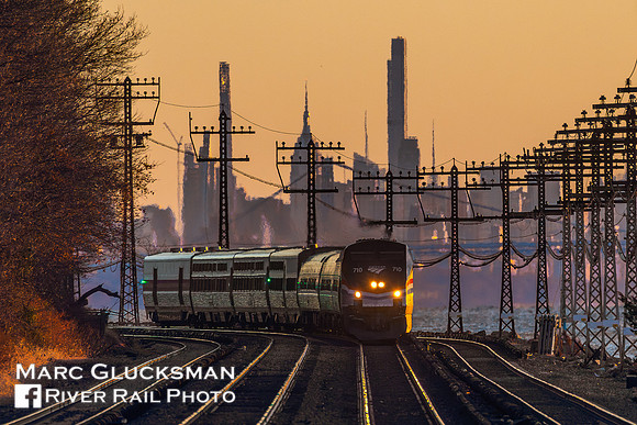 Amtrak 49 (Lake Shore Limited) AMTK 710, Irvington, New York