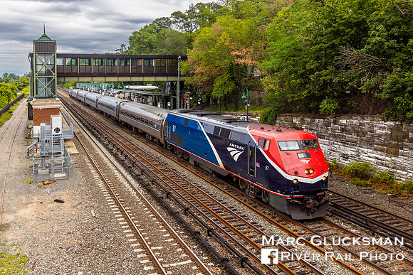 Amtrak Train 280, AMTK 87 (Phase VII), MNR Riverdale, Bronx, New York