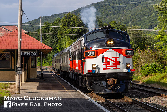Berkshire Scenic Railway Museum, WEBX 2058 NH 140 "Roger Williams" RDC