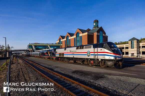 Amtrak 64 (Maple Leaf), AMTK 700 100, Albany-Rensselaer, New York