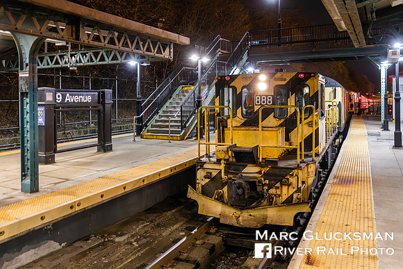 MTA NYCT Subway 888, 9th Avenue Station, Brooklyn, New York