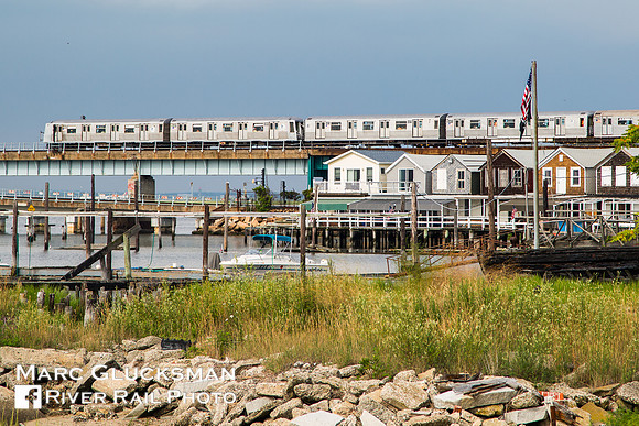MTA NYCT Subway/NYTM 4572-4573, Rockaways, Queens, New York