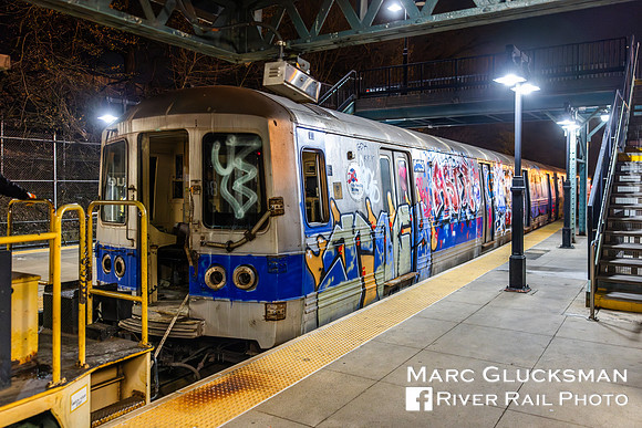MTA NYCT Subway 6138, 9th Avenue Station, Brooklyn, New York